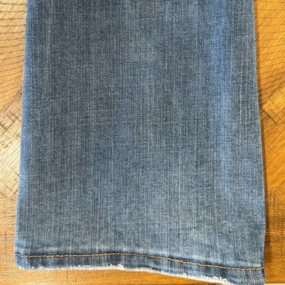 BCBGeneration Women’s Mid Rise Bootcut Distressed Blue Jeans Size 1 - Picture 12 of 14